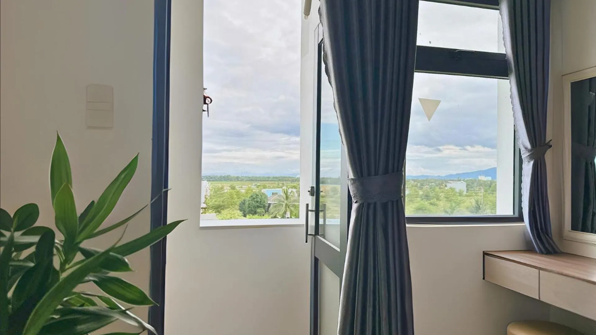 Can Ho Khach San Ngoai O - Phuong Nam 1 Hotel & Apartments Χόι Αν
